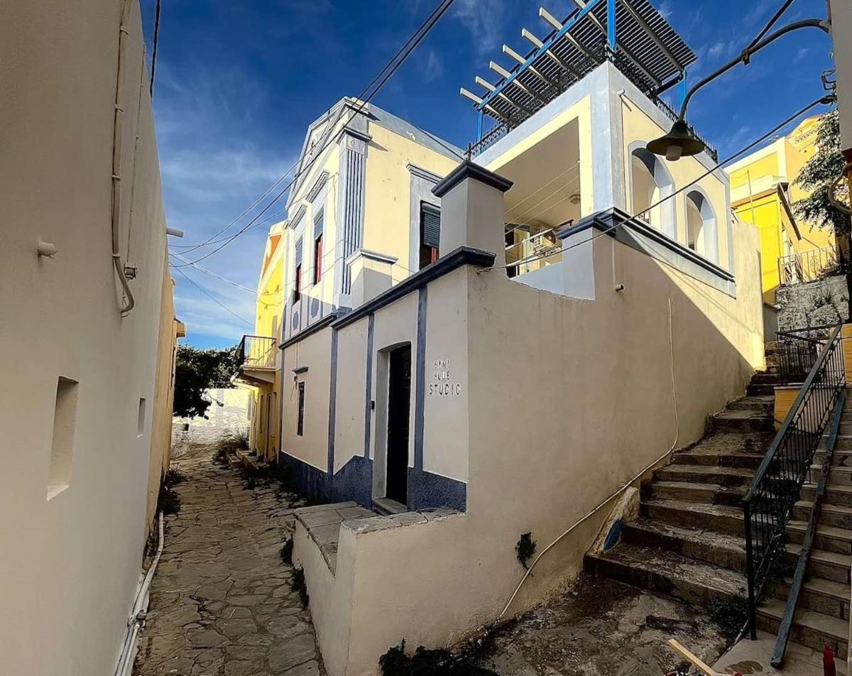 Symi Blue Studio Екстериор снимка